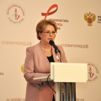 Министр здравоохранения России Вероника Скворцова отметила Волгоградский регион, как один из лучших по профилактике и лечению ВИЧ/СПИДа