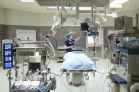 Развитие здравоохранения: волгоградские эндоваскулярные хирурги выполнили более 500 малоинвазивных операций на сердце