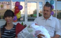 В Волгограде из перинатального центра выписали пациентку с девятым ребенком