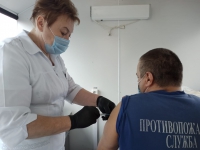 В волгоградском регионе вакцинацию от COVID-19 проходят сотрудники экстренных служб