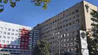 В больнице имени Фишера в Волжском приступили к капитальному ремонту девятиэтажного корпуса